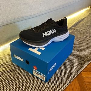 NWT Hoka Bondi 8